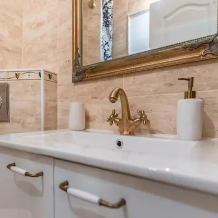 公寓 Luxury Art 1- In The Heart Of *