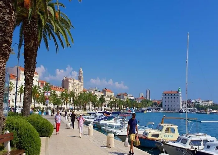 Apartment Luxury Art 1- In The Heart Of Split